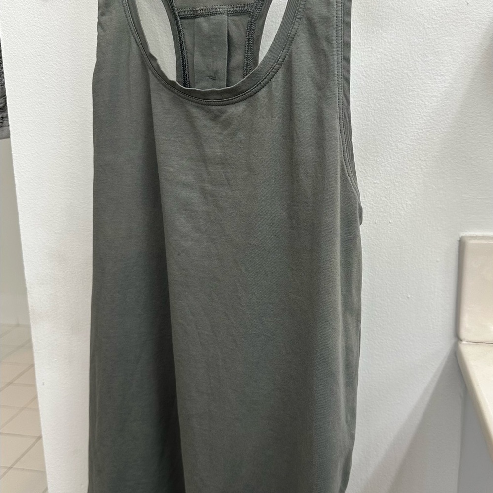 Basic Lululemon Tank Top - Olive Green